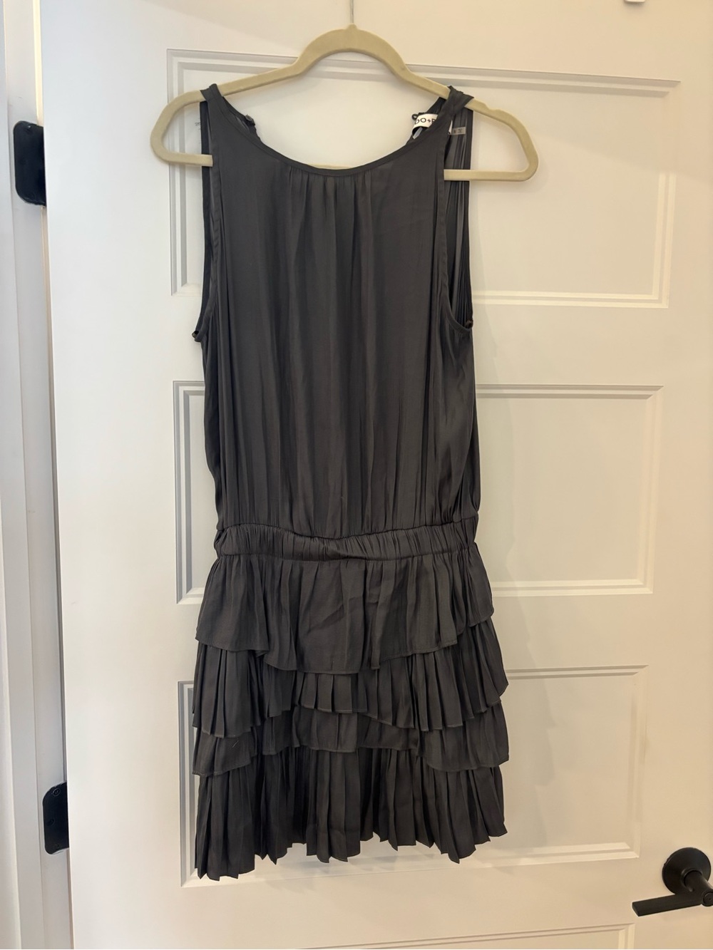 DO+BE Sleeveless Tiered Pleated Dress - Charcoal Gray